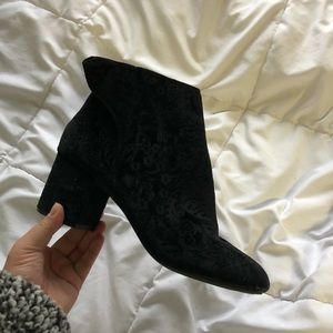 ZIGISOHO Nydia Velvet Booties